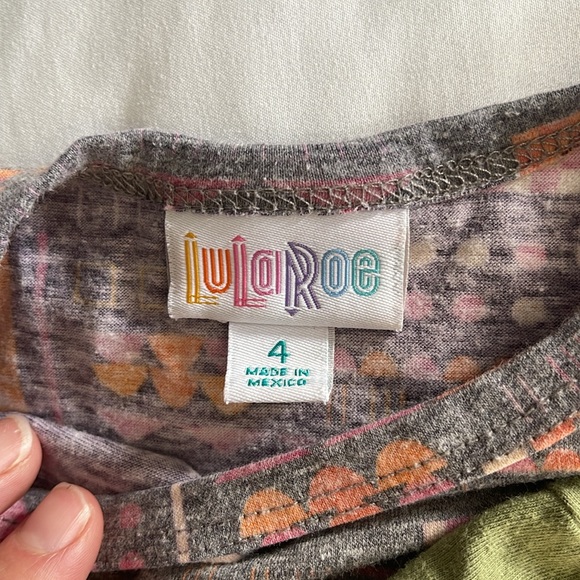 🔥3 for $10 - Three 4T girls dresses - Picture 4 of 8